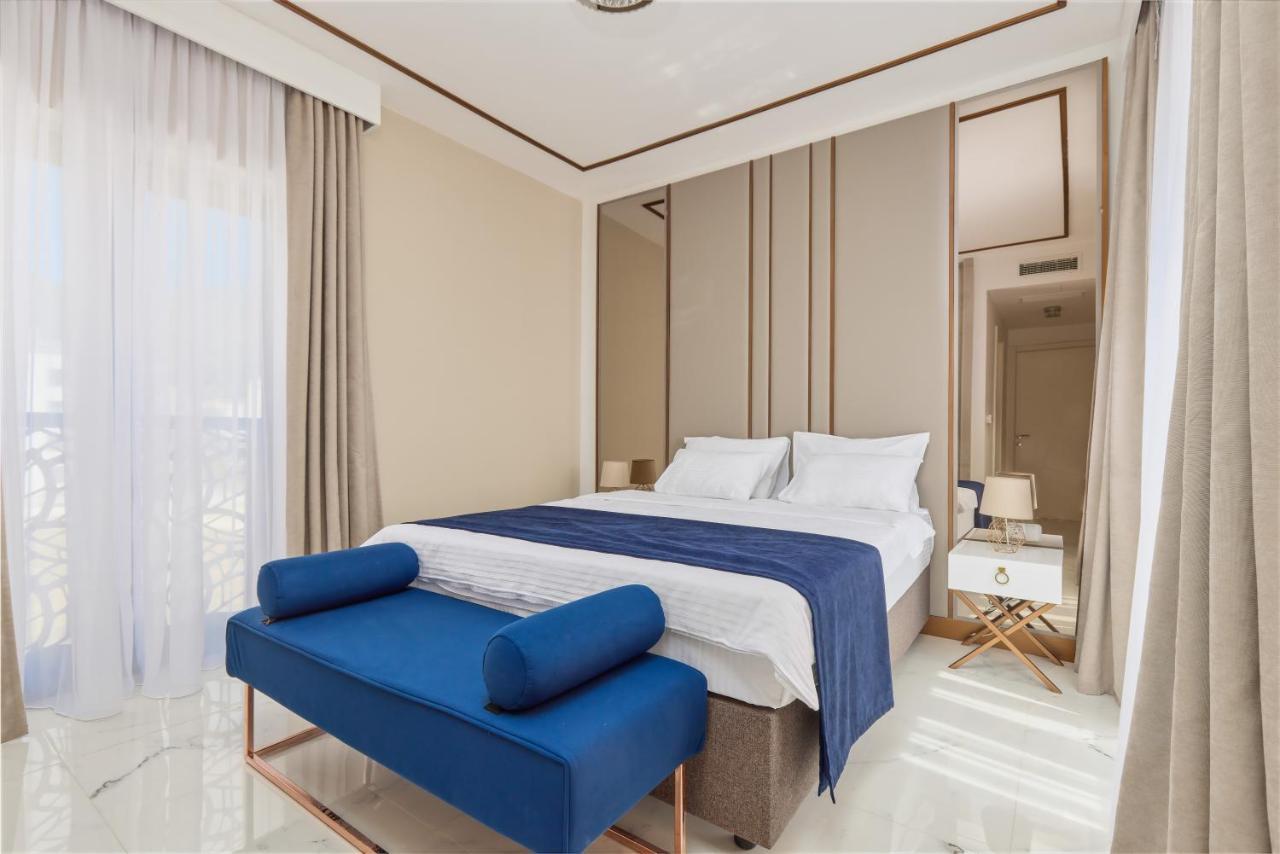 Moderna Luxury Apartments With Heated Pool Tivat Exterior foto